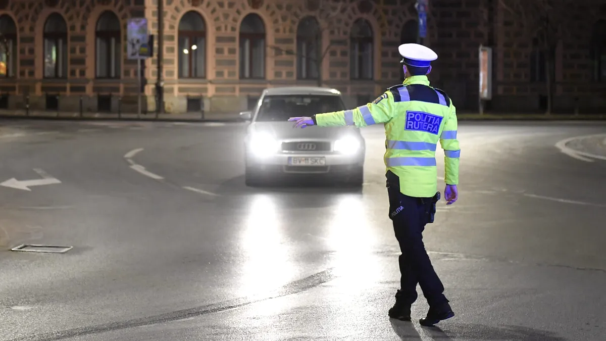 Amenzile de circulație ar putea fi majorate. Anunțul făcut de Guvern și modul de calcul a punctului de amendă, în 2025