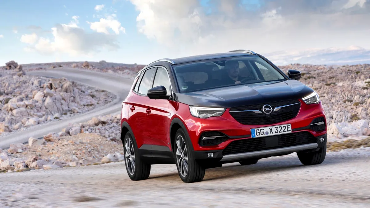 Noul Opel Grandland X Hybrid, disponibil la comandă. Cât costă în România?