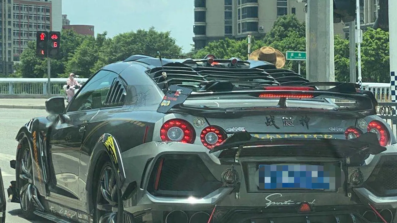 Nissan GT-R Tuning gresit 