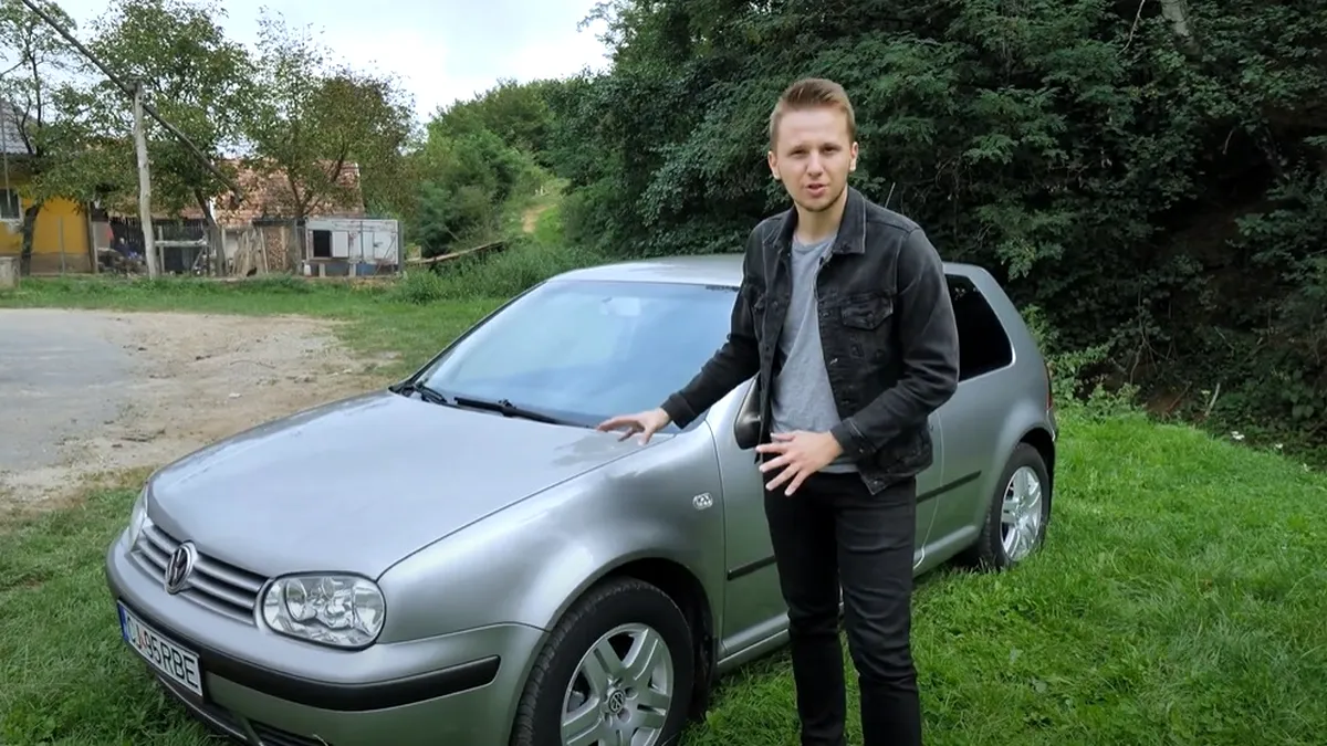 A cumpărat un Volkswagen Golf IV de la o bătrânică din Germania. Iar povestea este pe bune!