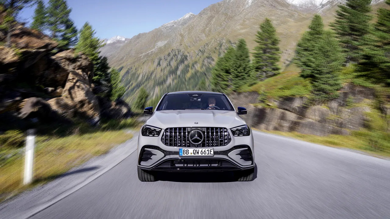 Mercedes-AMG GLE 53  HYBRID 4MATIC+ CoupéMercedes-AMG GLE 53  HYBRID 4MATIC+ Coupé 