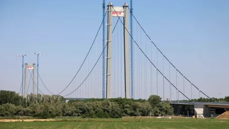 Podul de la Brăila va fi deschis astăzi circulației. Cum vom circula pe noul pod - VIDEO