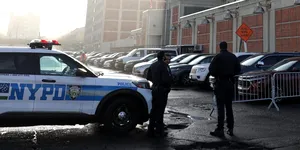 Camerele radar din New York au dat peste 4,4 milioane de amenzi de viteză în 2025. Polițiștii, doar 678.000