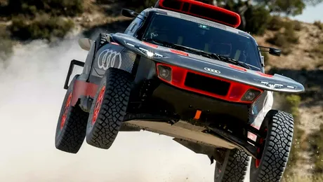 Audi a dezvăluit noul RS Q e-tron E2 cu care va participa la Raliul Dakar 2023
