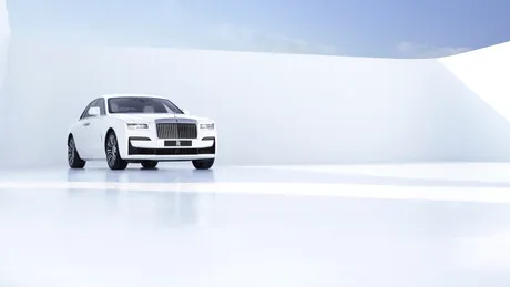 Noul Rolls-Royce Ghost - Lux minimalist și tehnologie din viitor
