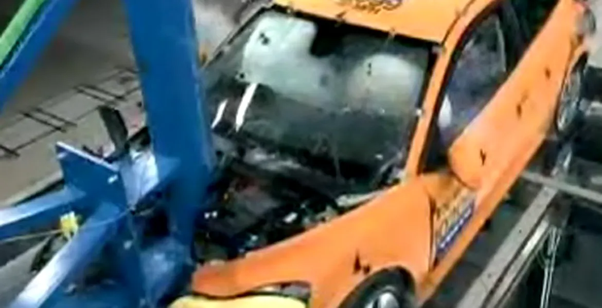 Laboratorul Volvo de crash teste a împlinit 10 ani