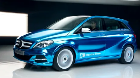 Daimler preia ofensiva pe piaţa maşinilor electrice
