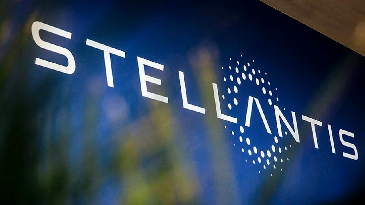 stellantis-recheama-in-service-54-000-de-vehicule-din-intreaga-lume-ce-probleme-au-masinile 