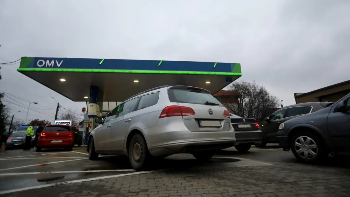 În sfârșit se construiesc primele benzinării pe autostrada București - Ploiești. Ce companie le amenajează și în ce zone