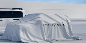 O fabrică auto din Italia se confruntă cu o pauză prelungită în producție. Stellantis își regândește strategia