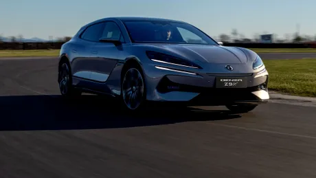 <span class='prepend'>Foto |</span> Un nou model chinezesc vine în Europa. Denza Z9 GT este modelul care se încarcă complet în sub 10 minute