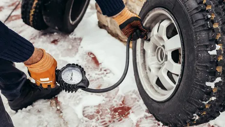 Cât aer trebuie să aibă anvelopele iarna? Află ce presiune este recomandată când temperaturile scad sub 0 grade