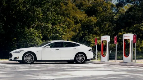 Tesla anunţă deschiderea celei de-a doua staţii de încărcare Supercharger din România