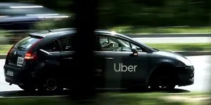 Uber își transformă șoferii în antrenori pentru inteligența artificială. Noul program se află în faza de testare
