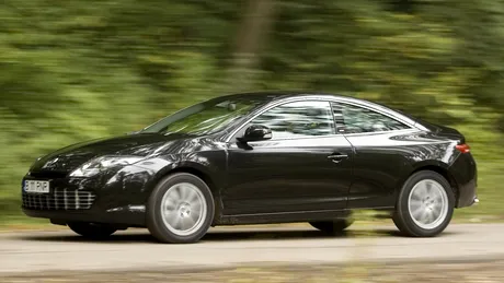 Renault Laguna Coupe 4Control testat în Romania