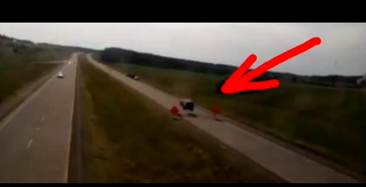 VIDEO: De ce sunt extrem de periculoase hopurile pe autostradă!