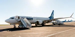 TAROM a pus în serviciu al doilea Boeing 737 MAX. Aeronava poartă numele „Ivan Patzaichin”