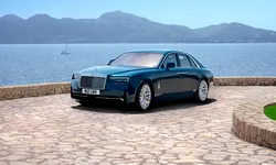 Rolls-Royce Ghost facelift debutează oficial cu un design împrospătat și noi tehnologii