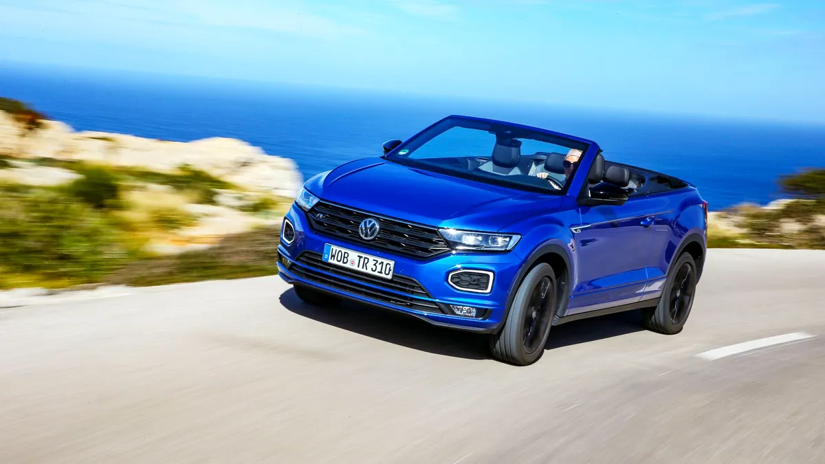 Cât costă în România primul SUV decapotabil de la Volkswagen, T-Roc Cabrio?