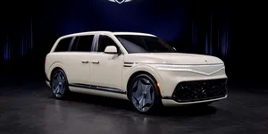 <span class='prepend'>Foto |</span> Genesis lansează SUV-ul electric de lux GV90. Autonomie de 500 km pentru rivalul modelelor premium germane