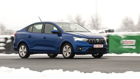 Dacia Logan a fost desemnată Mașina Anului 2021 în România