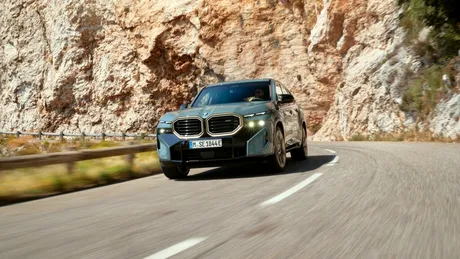 Top 5 lucruri tari despre noul BMW XM