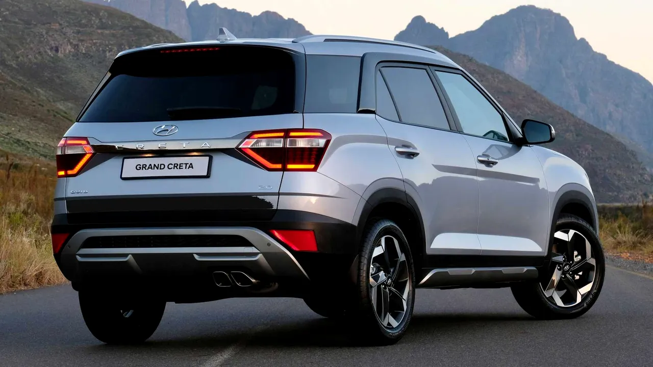 Hyundai lansează un SUV compact cu trei rânduri de scaune. Cum au reușit coreenii acest lucru 