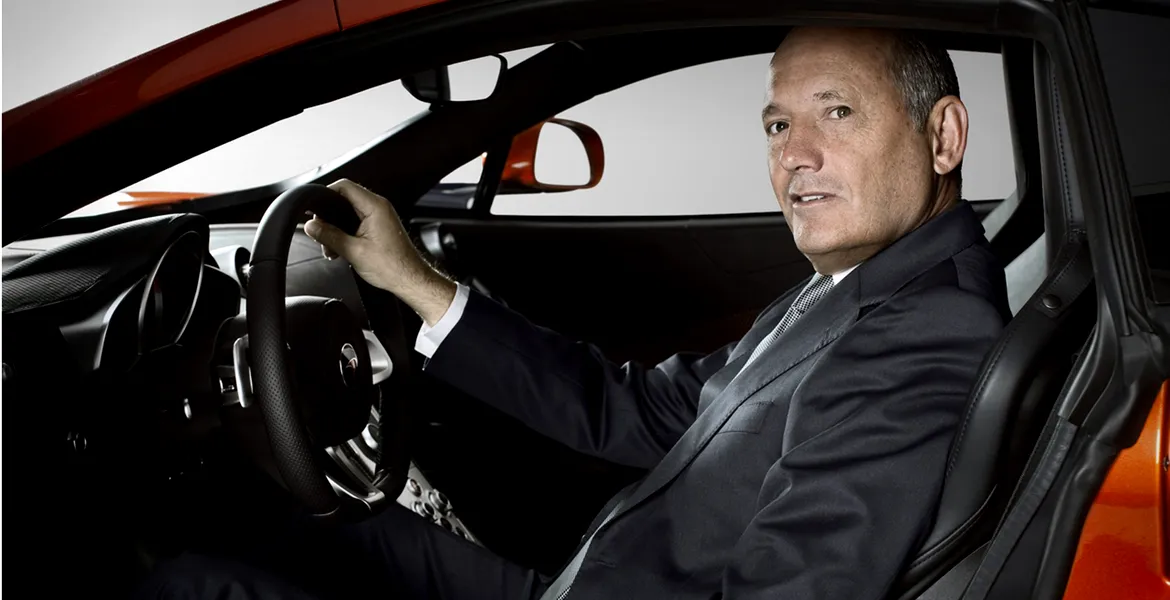 Ron Dennis pieton