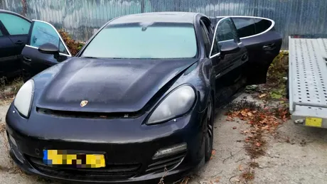 Un Porsche furat din Olanda, găsit de polițiști într-o curte din Neamț