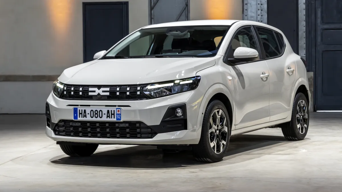 Dacia Sandero, motorul creșterii vânzărilor grupului Renault pentru 2025. Cu cât au crescut vânzările mărcilor din grup