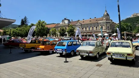 Retromobil dorește ca automobilele istorice să nu fie supuse restricțiilor privind accesul în zona metropolitană a Bucureștiului