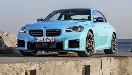 <span class='prepend'>Foto |</span> BMW prezintă coupé-ul M2 cu tracțiune integrală. Primul model care beneficiază de noul sistem de aprindere al bavarezilor 