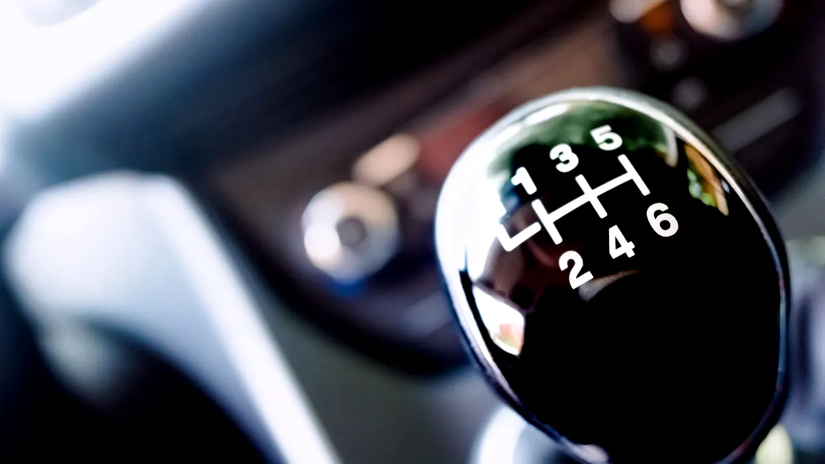 La câți KM se schimbă ambreiajul mașinii? Care sunt primele semne al ambreiajului uzat