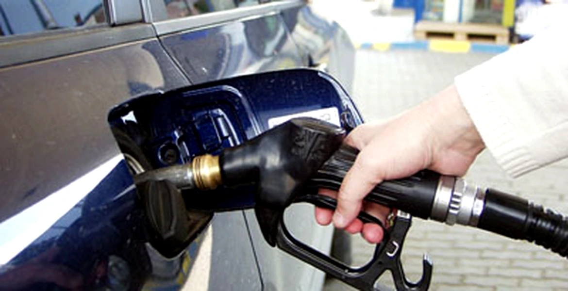 Petrom – ieftinirea benzinei şi a motorinei continuă