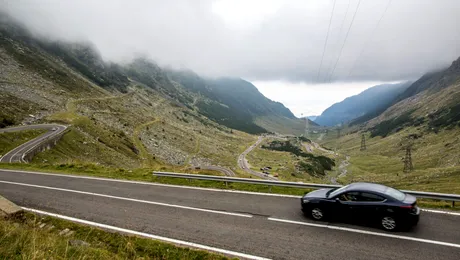 Studiu: Transfăgărășan e cel mai bun drum din Uniunea Europeană pentru mașini electrice și pe locul 4 la nivel mondial