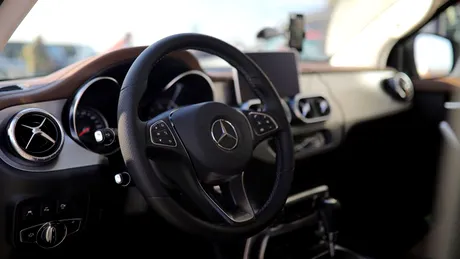Mercedes-Benz Europa recheamă masiv maşini în service