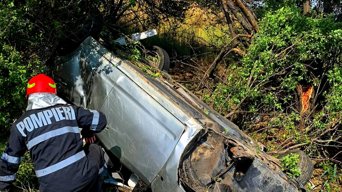 Accident pe Autostrada A1: O tânără a fost proiectată 15 metri în afara mașinii