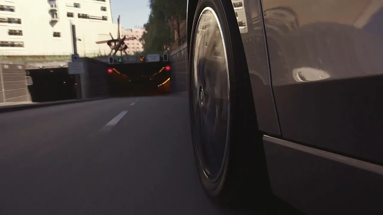 1-bmw-teases-us-with-video-of-mysterious-upcoming-model-video-8474 