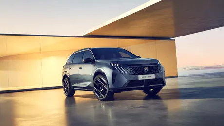 Peugeot prezintă noul E-5008. SUV-ul electric cu 7 locuri poate parcurge peste 600 cu o singură încărcare - GALERIE FOTO