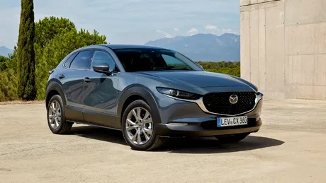 Mazda inovează prin creearea unei semnalizări care se aprinde asemeni bătăilor inimii