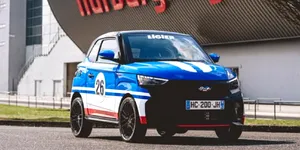 Un microcar diesel a intrat în istoria Nürburgring: aproape 30 de minute pentru un tur complet