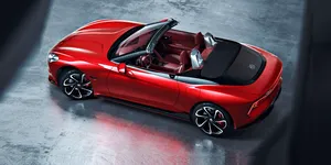 Are 510 CP, arată ca un supercar și nu are nevoie de benzină. Cât costă modelul ce amenință sportivele europene?