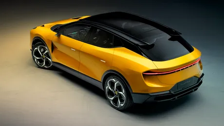 Noul SUV electric Lotus Eletre a debutat cu 700 CP. Vânzările încep în 2023 (cu video)