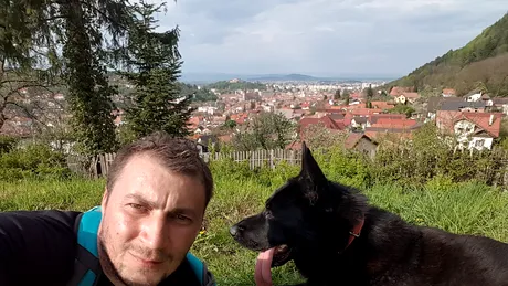 Ce animal ciudat scoate la plimbare polițistul Marian Godină?