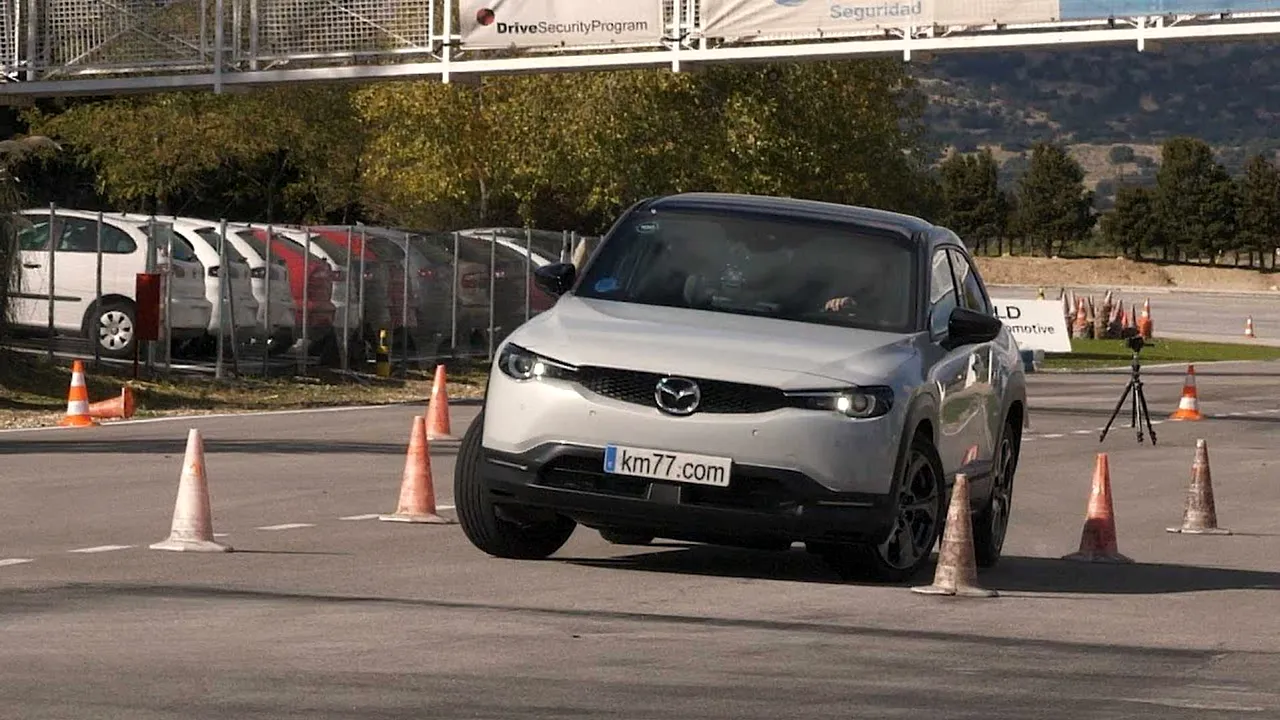 Mazda MX-30 Testul Elanului 