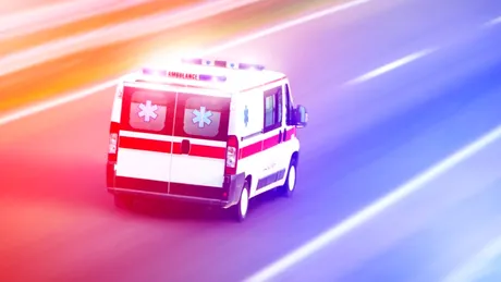 2024: Este legal să treci pe roșu pentru a face loc ambulanței? Ce prevede Codul Rutier actualizat