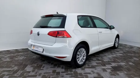 VW Golf nu mai este căutat de români. De cât timp stă la vânzare un exemplar cu 190.000 de KM - GALERIE FOTO