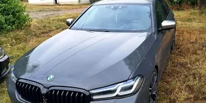 Bărbat de 54 de ani, rămas fără un BMW de 200.000 de lei în România. Mașina era furată din Germania