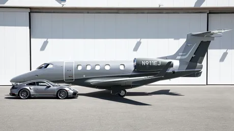 Pachet avantajos: avion Phenom 300E și un Porsche 911 Turbo S - GALERIE FOTO