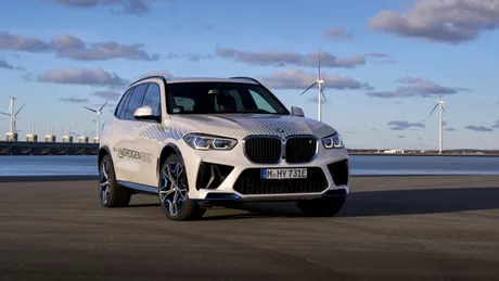 Primele unități BMW iX5 alimentate cu hidrogen au fost scoase la teste pe drumurile publice